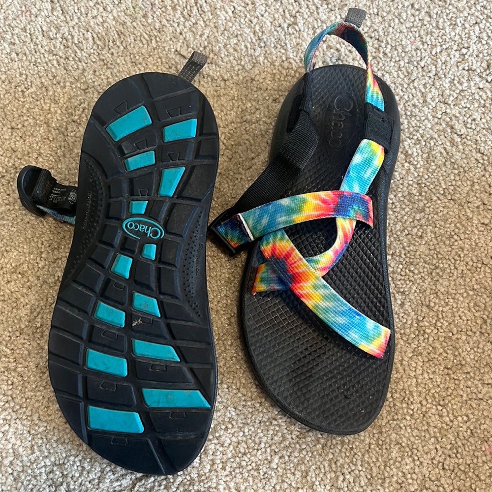 Chaco tie dye Sandle